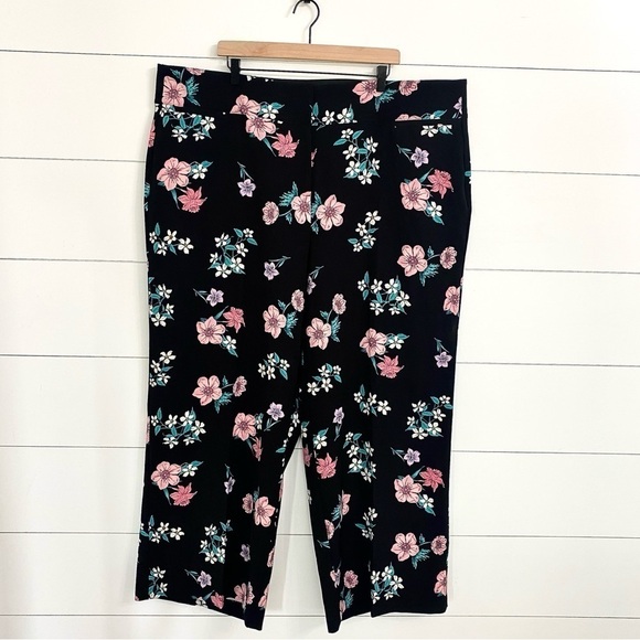 Lane Bryant Allie Wide Leg Floral Comfort Stretch Trouser Pants, Women’s Size 26 - Picture 4 of 11